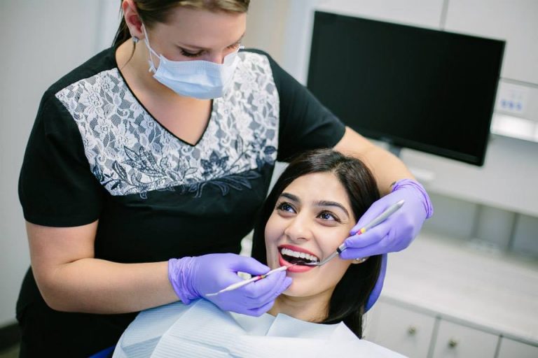 DentistDowntownVancouverBayDental4 2.43.23 PM Dentists Directory